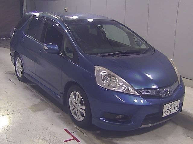 55363 Honda Fit shuttle GP2 2011 г. (Honda Nagoya)